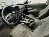Hyundai Elantra, 2021г., передний привод, автомат