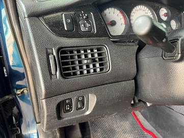 Mitsubishi Lancer, 2006г, передний привод, механика