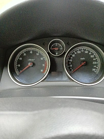 Opel Astra, 2011г, передний привод, механика