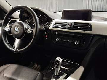 BMW 3 серии, 2015г, задний привод, автомат