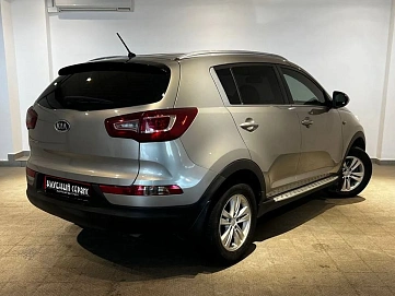 Kia Sportage, 2011г, передний привод, механика