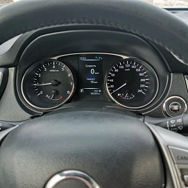 Nissan X-Trail, 2015г, полный привод, вариатор