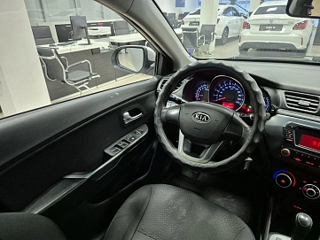 Kia Rio, 2012г, передний привод, автомат