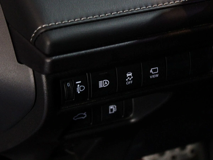 Toyota Camry, 2024г., передний привод, вариатор