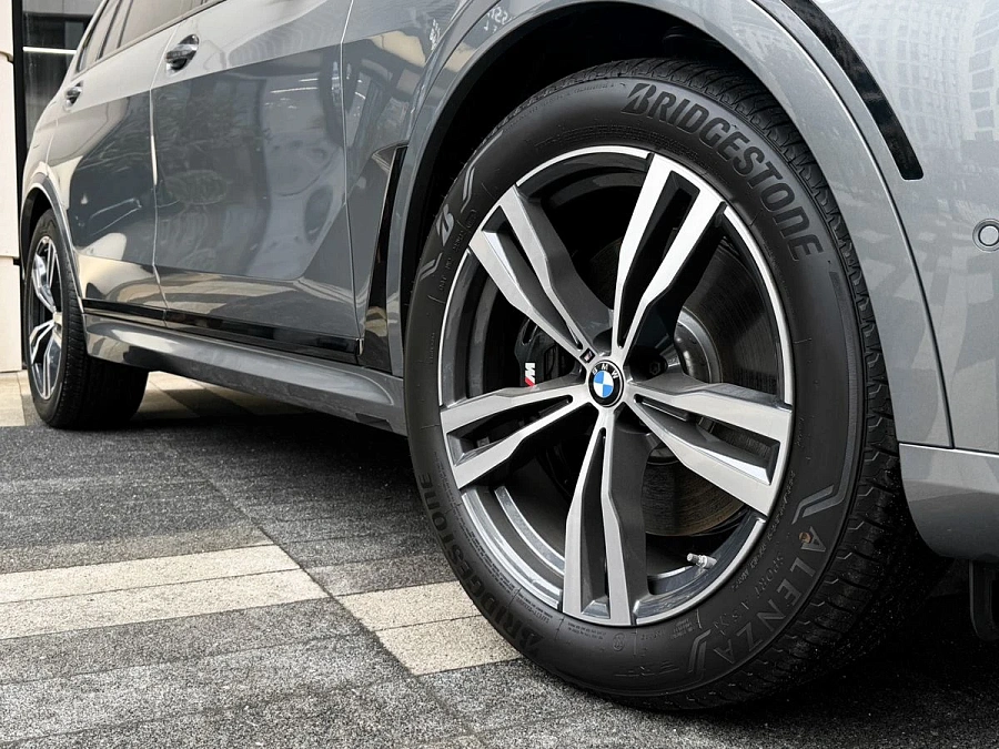 BMW X7, 2025г., полный привод, автомат
