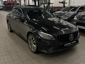Mercedes-Benz C-Класс, 2019г, задний привод, автомат