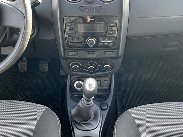 Renault Duster, 2017г, полный привод, механика