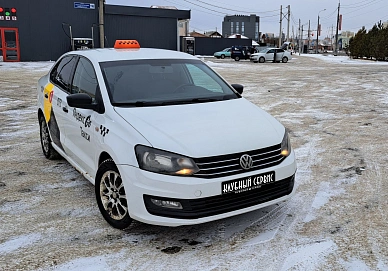 Volkswagen Polo, 2016г, передний привод, механика