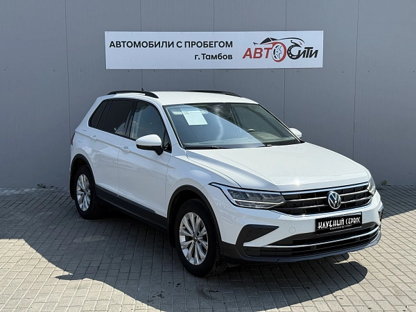 Volkswagen Tiguan, 2021г., передний привод, механика