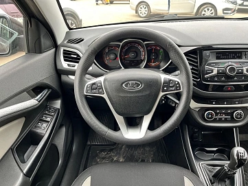 Lada (ВАЗ) Vesta, 2018г, передний привод, механика