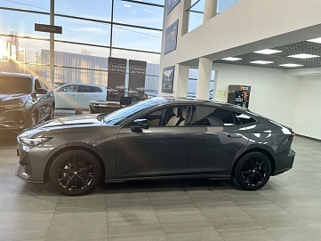 Changan UNI-V, 2023г, передний привод, робот