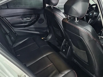 BMW 3 серии, 2012г., задний привод, автомат