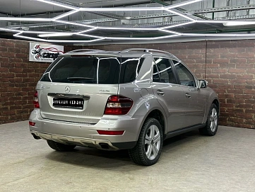 Mercedes-Benz M-Класс, 2008г, полный привод, автомат