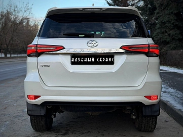 Toyota Fortuner, 2022г, полный привод, автомат
