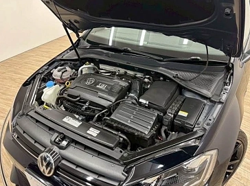 Volkswagen Golf R, 2018г, полный привод, робот