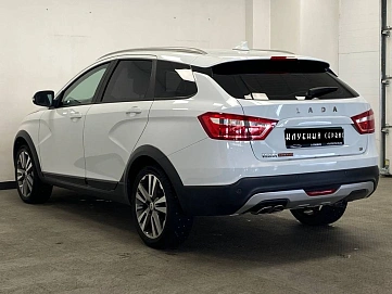 Lada (ВАЗ) Vesta, 2019г, передний привод, механика