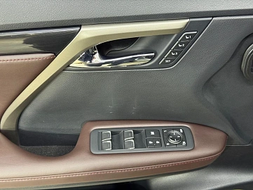 Lexus RX, 2021г, полный привод, автомат