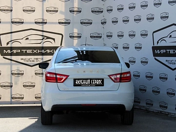 Lada (ВАЗ) Vesta, 2019г, передний привод, механика