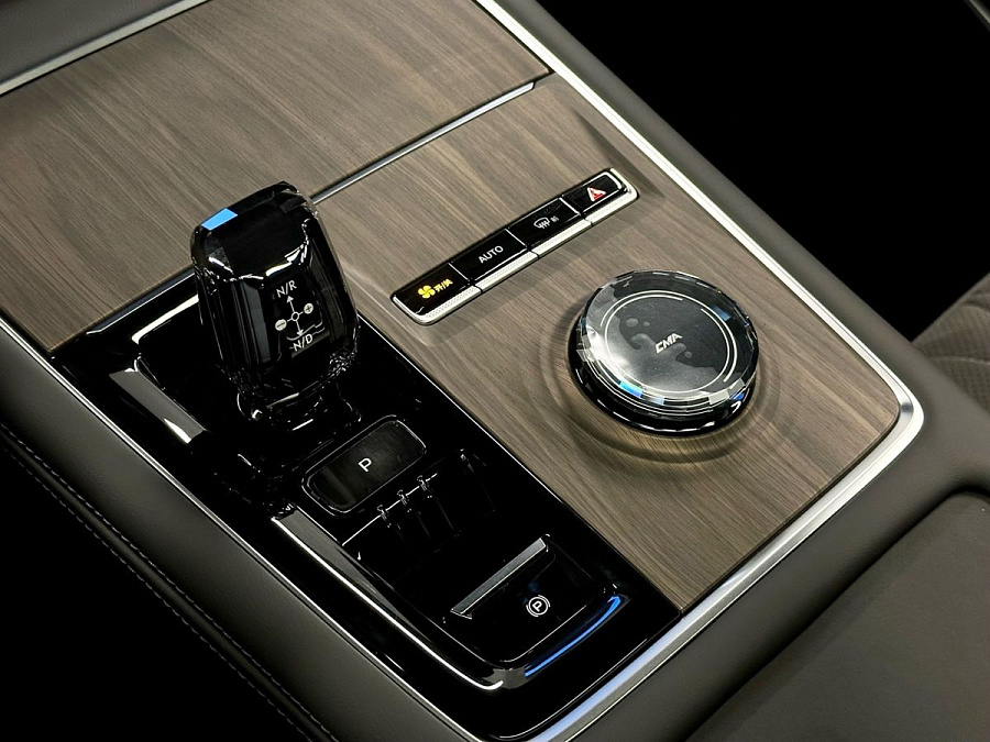 Geely Monjaro, 2025г., полный привод, автомат