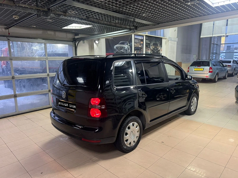 Volkswagen Touran, 2007г., передний привод, механика