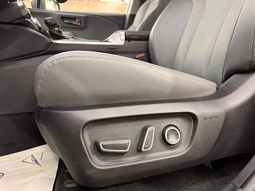 Toyota RAV4, 2025г, полный привод, вариатор