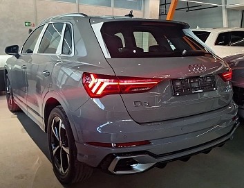 Audi Q3, 2025г, передний привод, робот