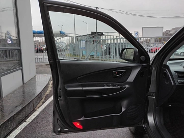 Hyundai Tucson, 2008г, передний привод, автомат