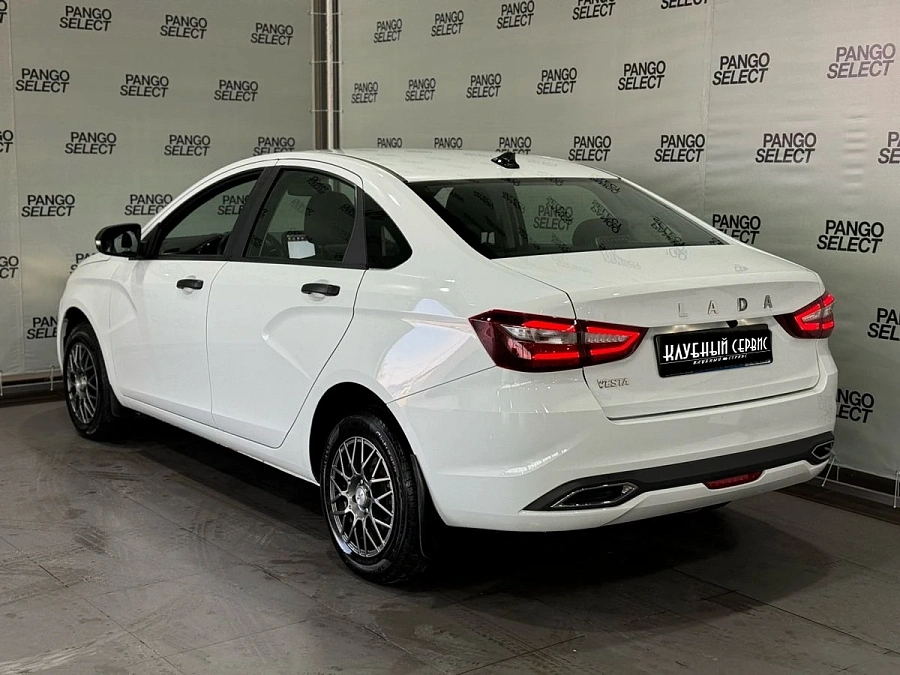 Lada (ВАЗ) Vesta, 2023г., передний привод, механика