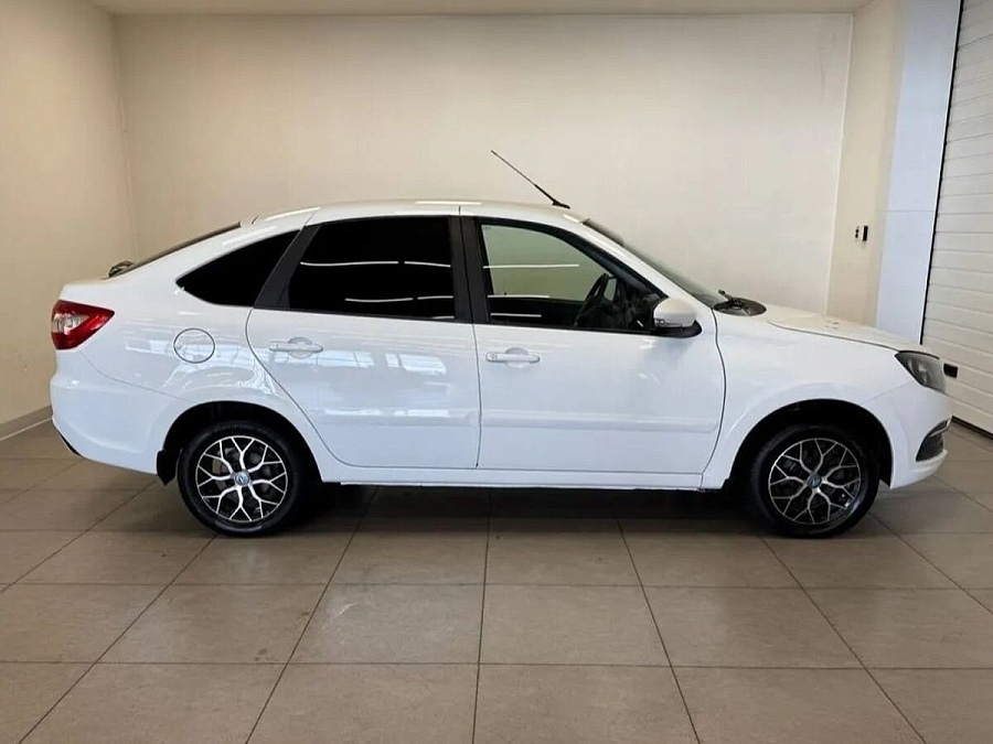 Lada (ВАЗ) , 2020г., передний привод, механика