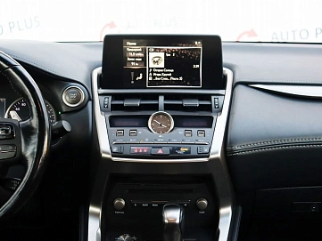 Lexus NX, 2017г, полный привод, вариатор