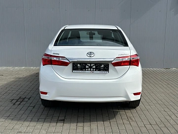 Toyota Corolla, 2013г., передний привод, механика