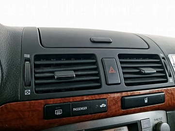 Toyota Avensis, 2007г, передний привод, автомат