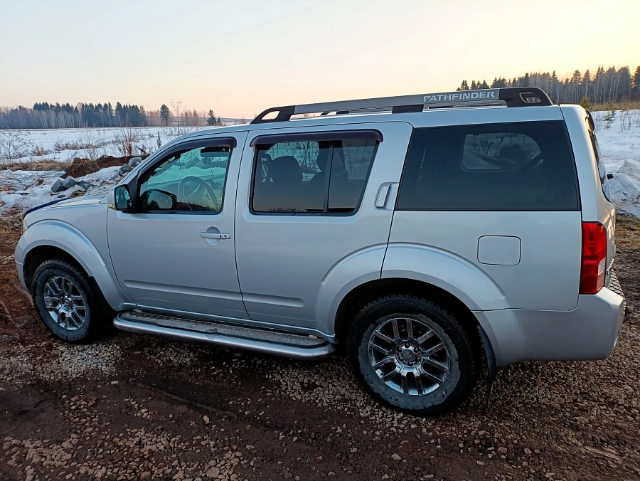 Nissan Pathfinder, 2007г., полный привод, автомат