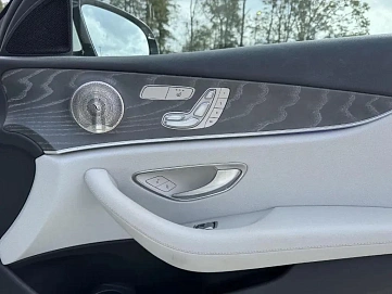 Mercedes-Benz E-Класс, 2022г, задний привод, автомат