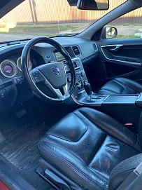 Volvo S60, 2011г, передний привод, робот