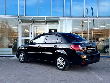 Kia Rio, 2010г., передний привод, механика