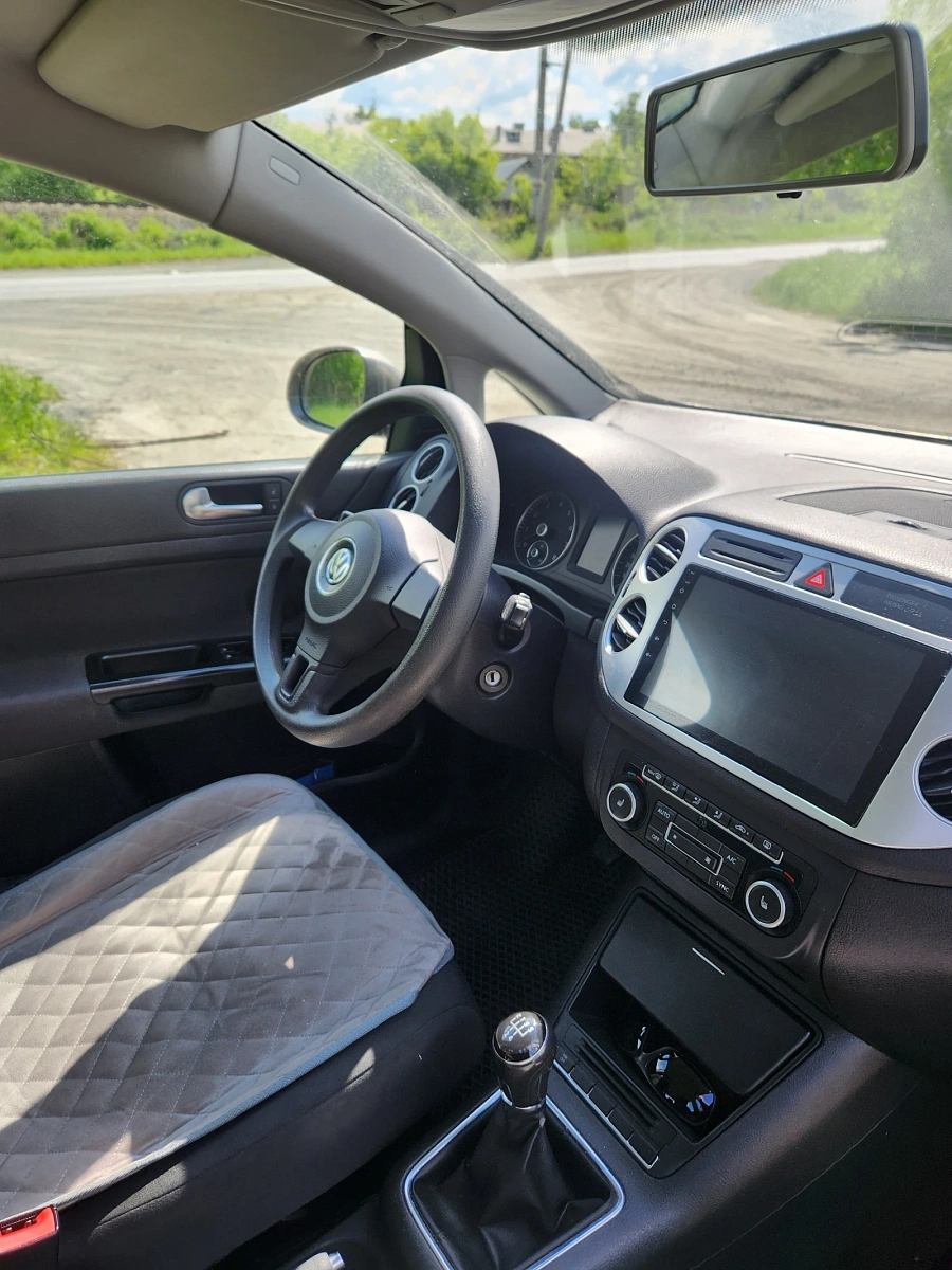 Volkswagen Golf Plus, 2012г., передний привод, механика