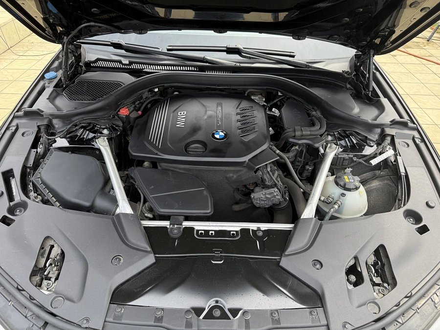 BMW 5 серии, 2020г., полный привод, автомат