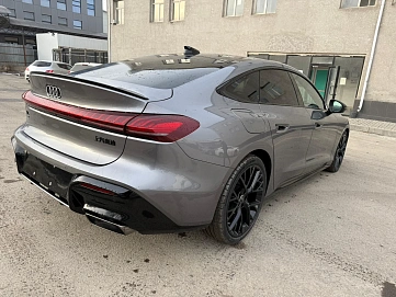 Audi A5, 2025г, полный привод, робот