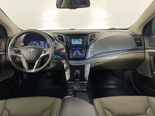 Hyundai i40, 2015г, передний привод, автомат