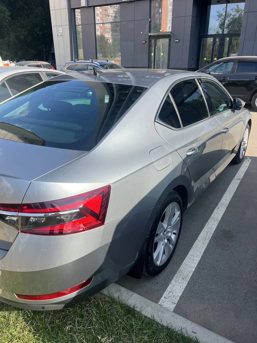 Skoda Superb, 2019г., передний привод, робот