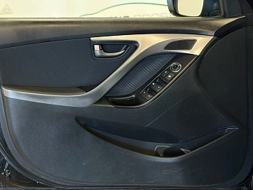 Hyundai Elantra, 2012г, передний привод, механика