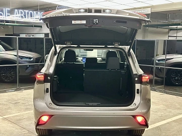 Toyota Highlander, 2025г, полный привод, автомат