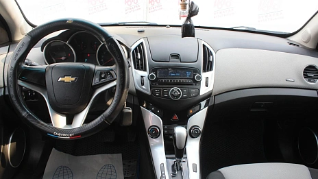 Chevrolet Cruze, 2013г., передний привод, механика