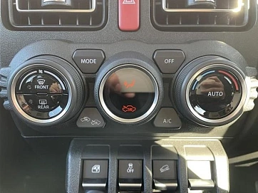 Suzuki Jimny, 2022г, полный привод, автомат