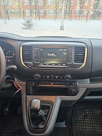 Opel Vivaro, 2022г, передний привод, механика