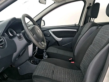 Renault Duster, 2012г, передний привод, механика