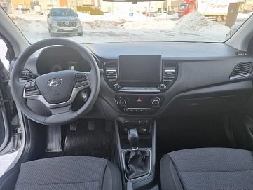 Solaris HS, 2024г, передний привод, механика