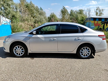 Nissan Sentra, 2015г, передний привод, механика