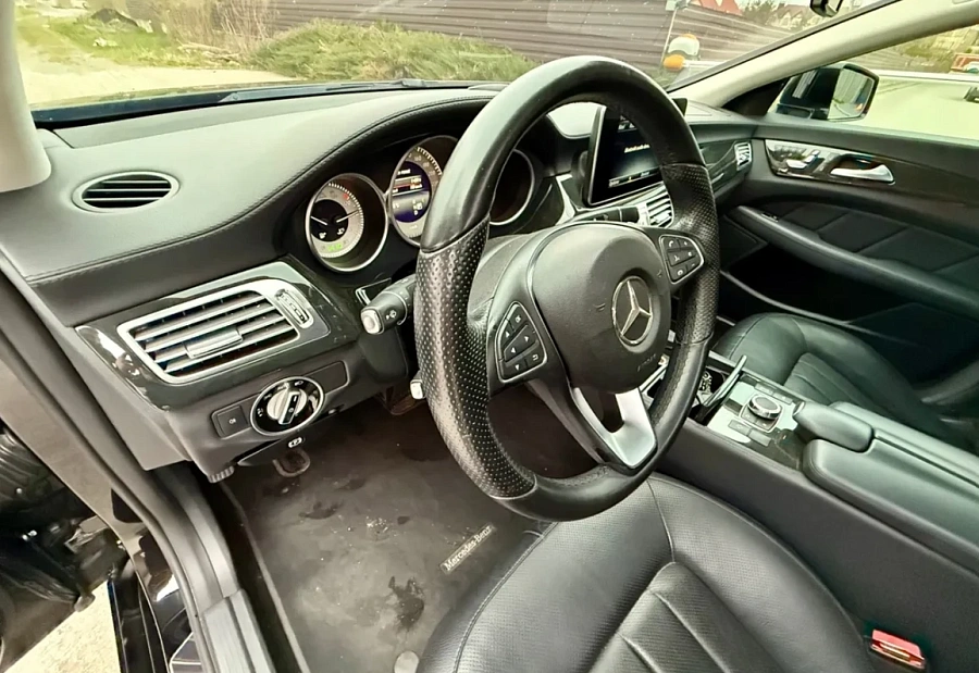 Mercedes-Benz CLS, 2015г., полный привод, автомат